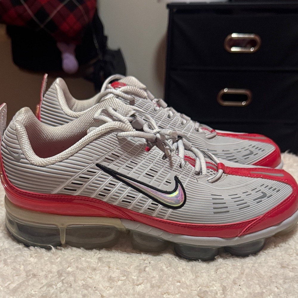 Nike Vapor Max Red and White Sneakers